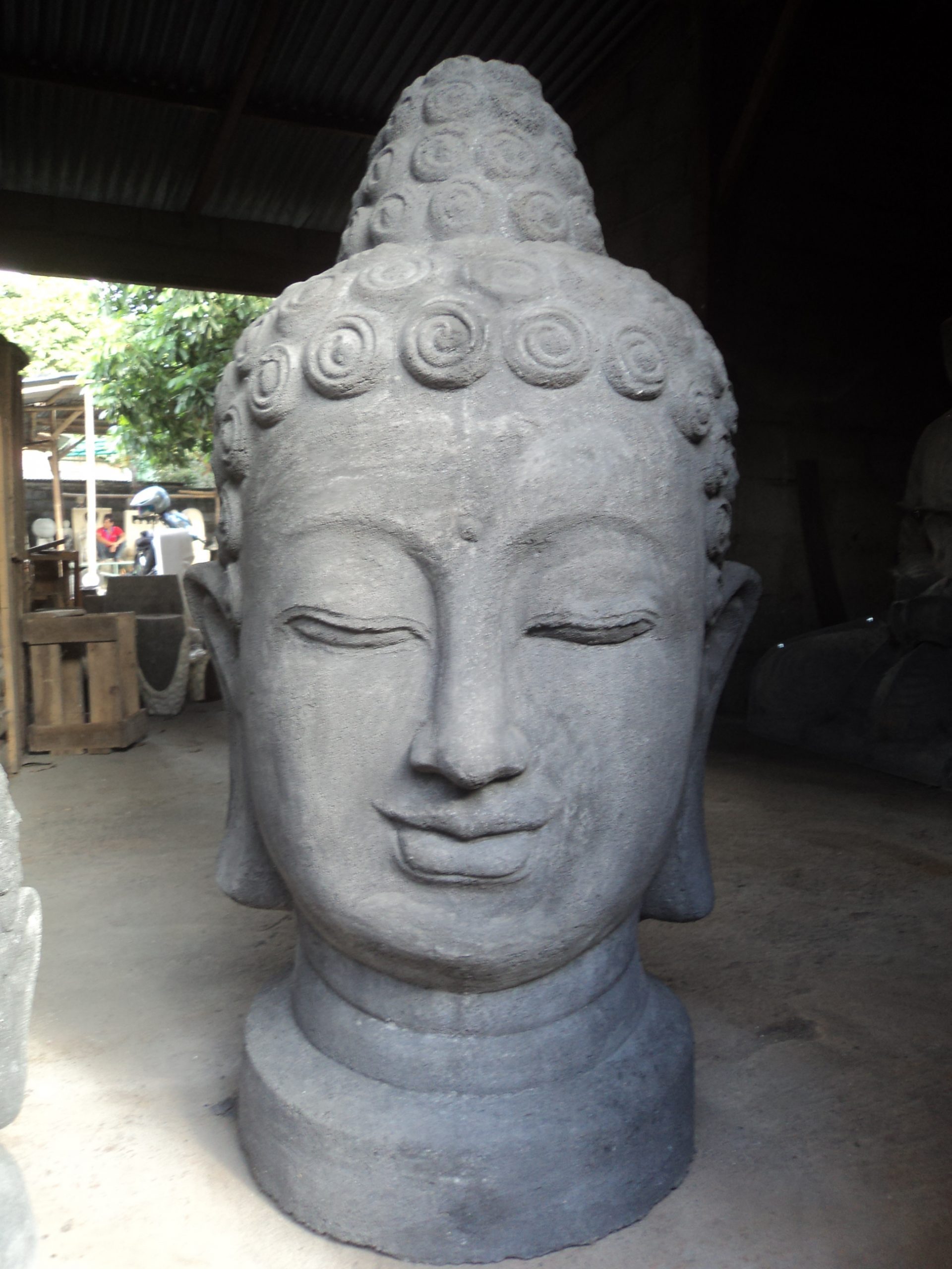 head buddha statuary concrete